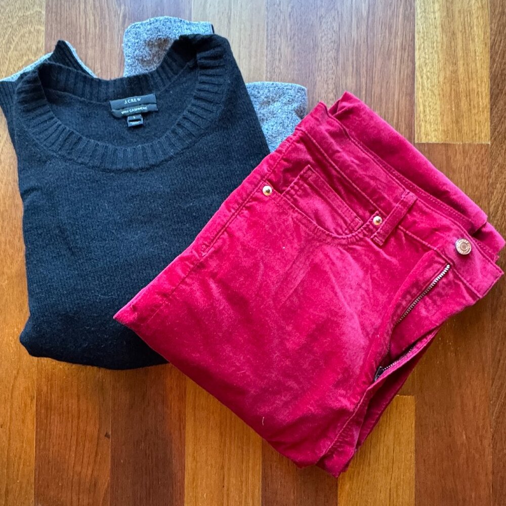 NWOT GAP Red Velvet Highrise Ankle Jeans
